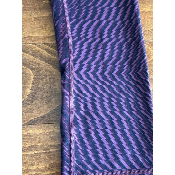 Lululemon Wunder Under Cropped Leggings Burgundy Geometric Pattern Size 6 - Picture 3 of 7